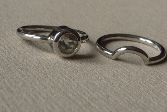 interlocking-engagement-ring-and-wedding-ring